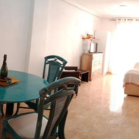 Estudio Wifi Bano 1 Sofa Cama Doble Piscina Playa 100mts * Τορεβιέχα