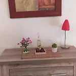Estudio Wifi Bano 1 Sofa Cama Doble Piscina Playa 100mts Apartman *