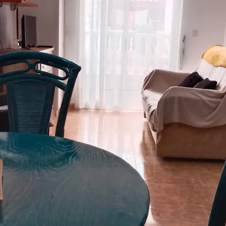 Estudio Wifi Bano 1 Sofa Cama Doble Piscina Playa 100mts